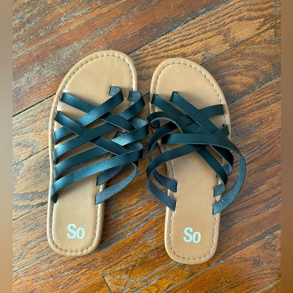 SO, woman’s size 7, black and brown leather, summer sandals, small heel.